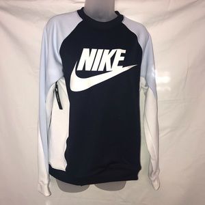 Nike Womens Pullover Sweater Brand New Size Small